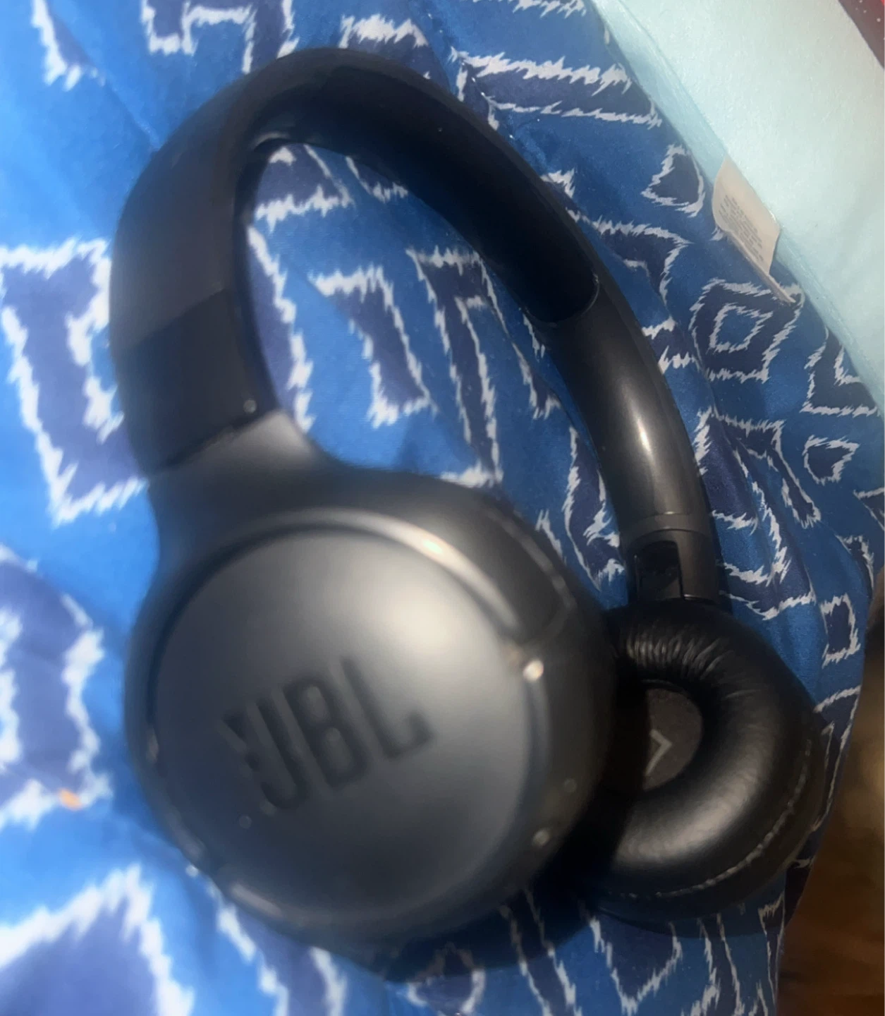JBL Wireless Headphones (Need Repair)
