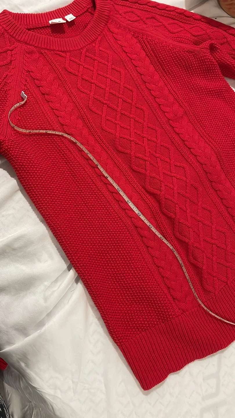 GAP Red Cable Knit Sweater - photo 4