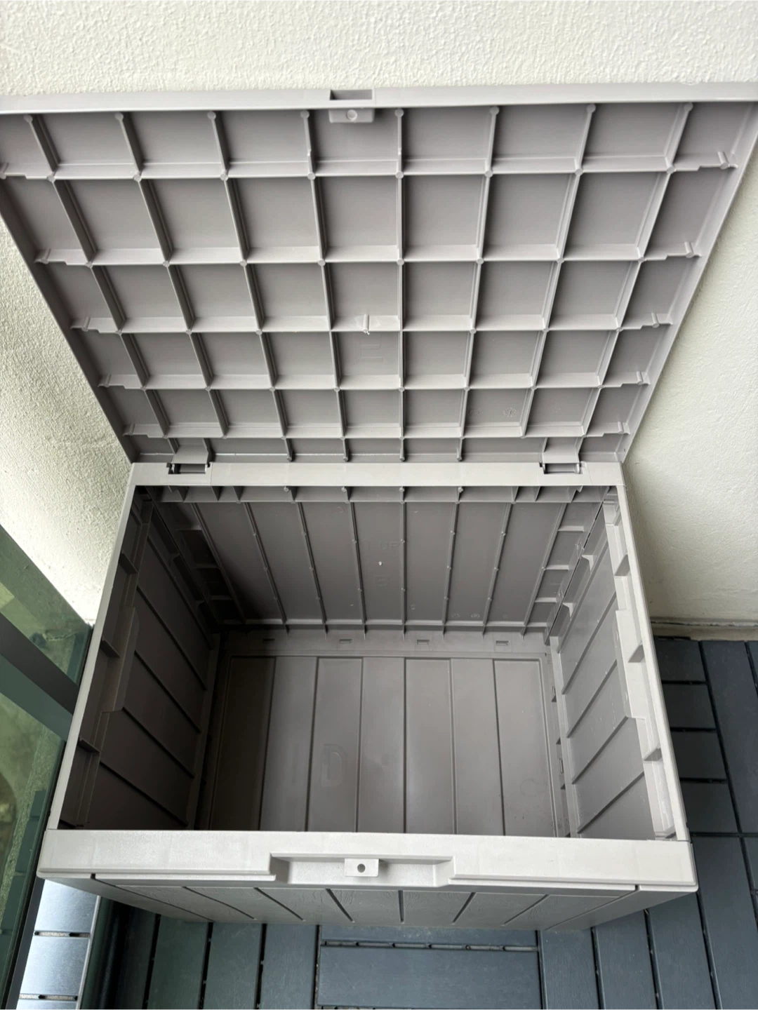Grey Outdoor Storage Box - photo 3