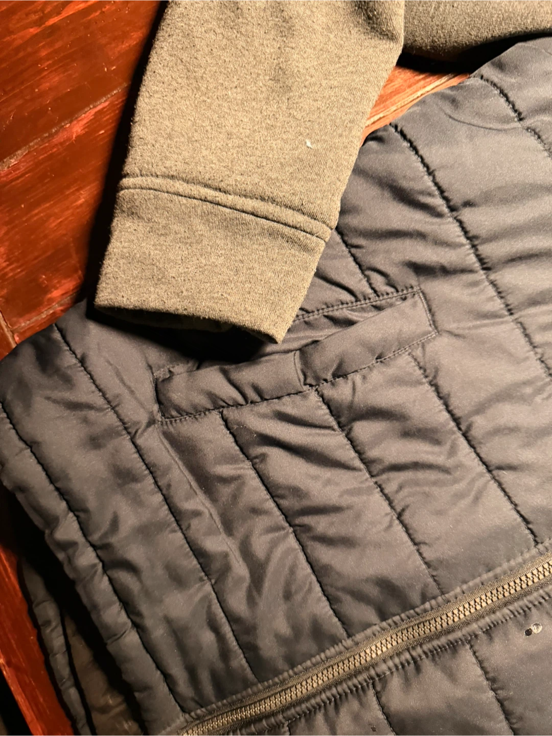 Distortion Comfort & Style Men's Puffer Jacket with Hood - photo 4