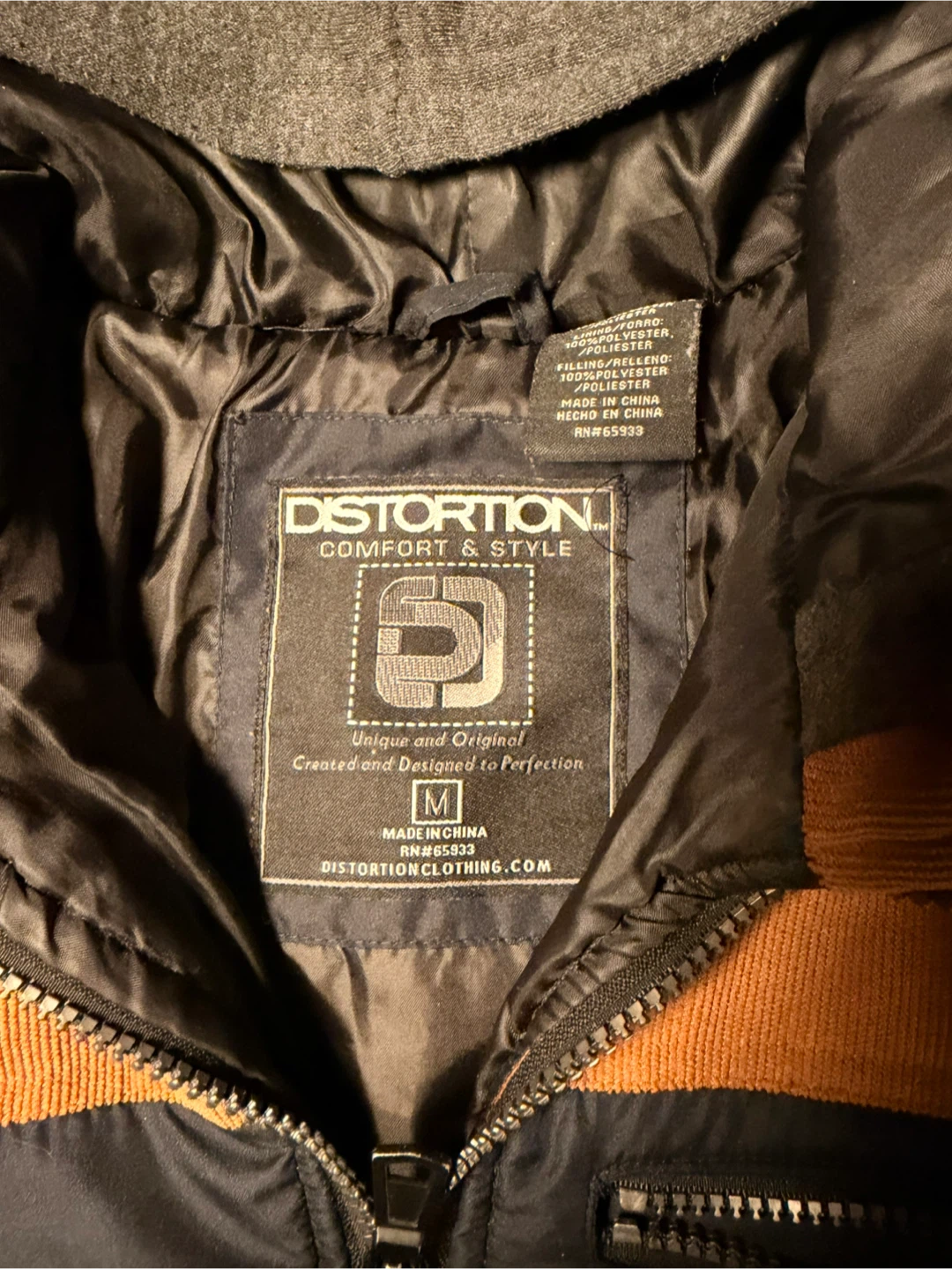 Distortion Comfort & Style Men's Puffer Jacket with Hood - photo 2