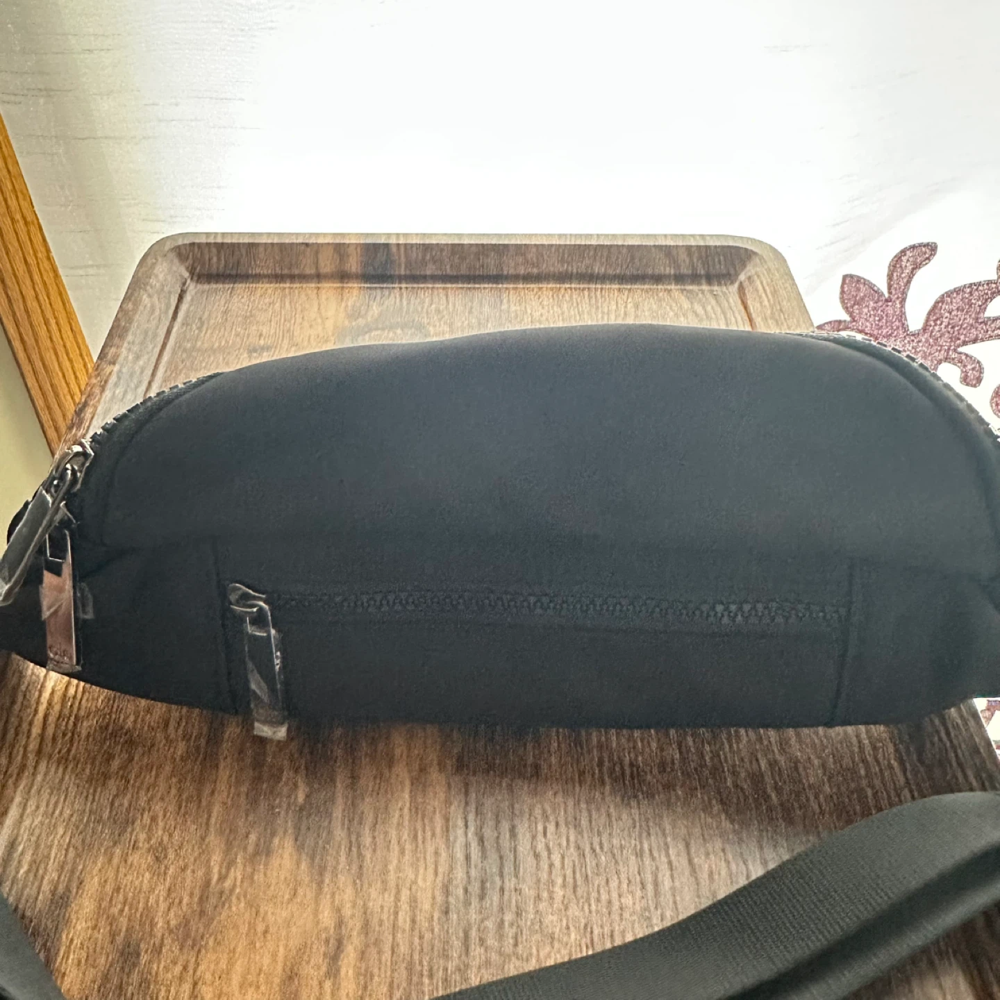 Alo Yoga Black Fanny Pack Belt Bag - photo 3