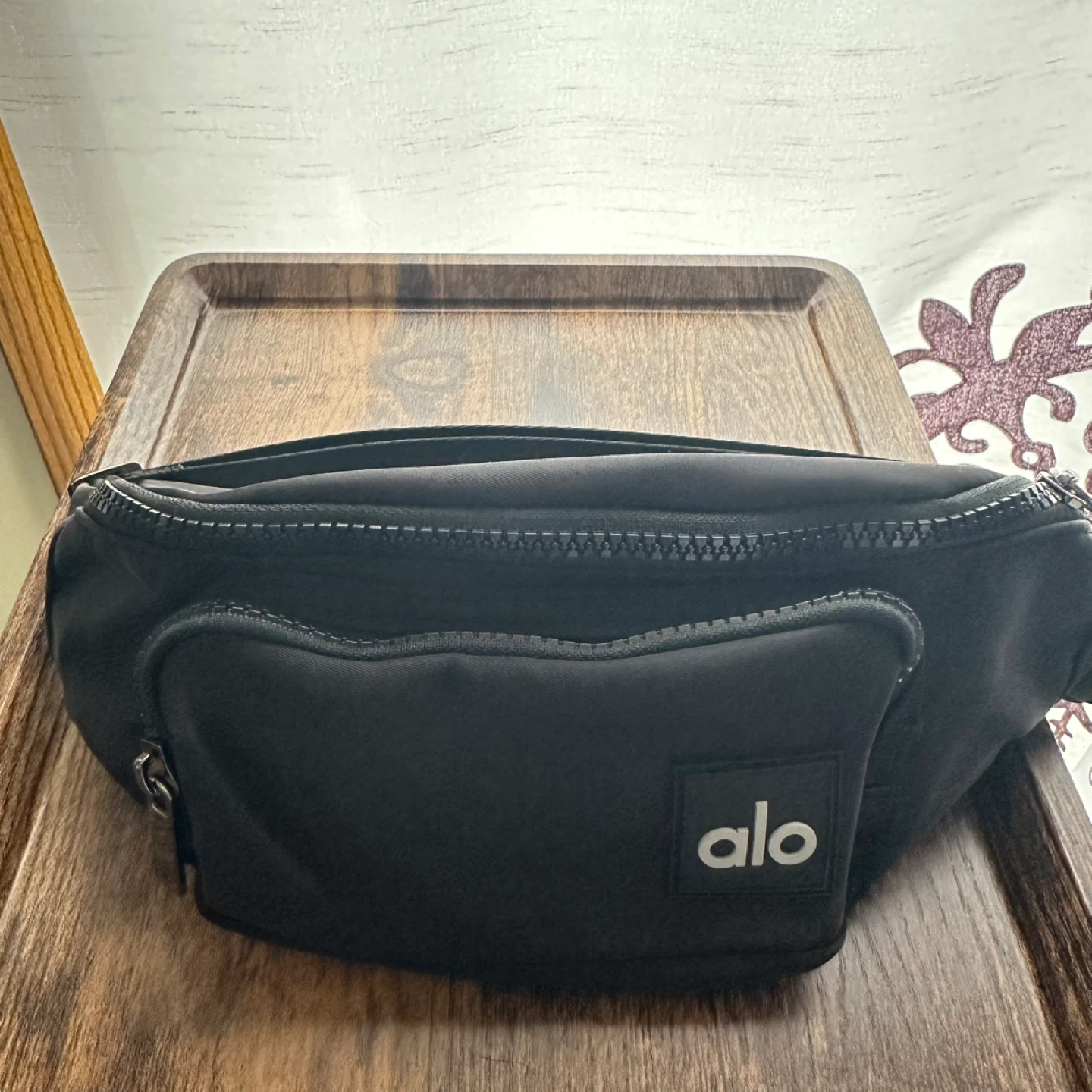 Alo Yoga Black Fanny Pack Belt Bag
