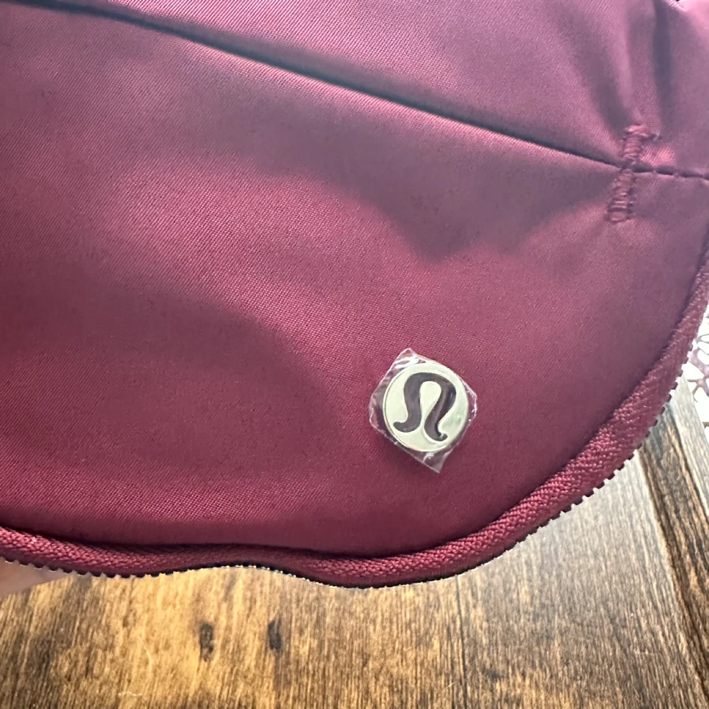 Lululemon Everywhere Belt Bag - Burgundy - photo 2