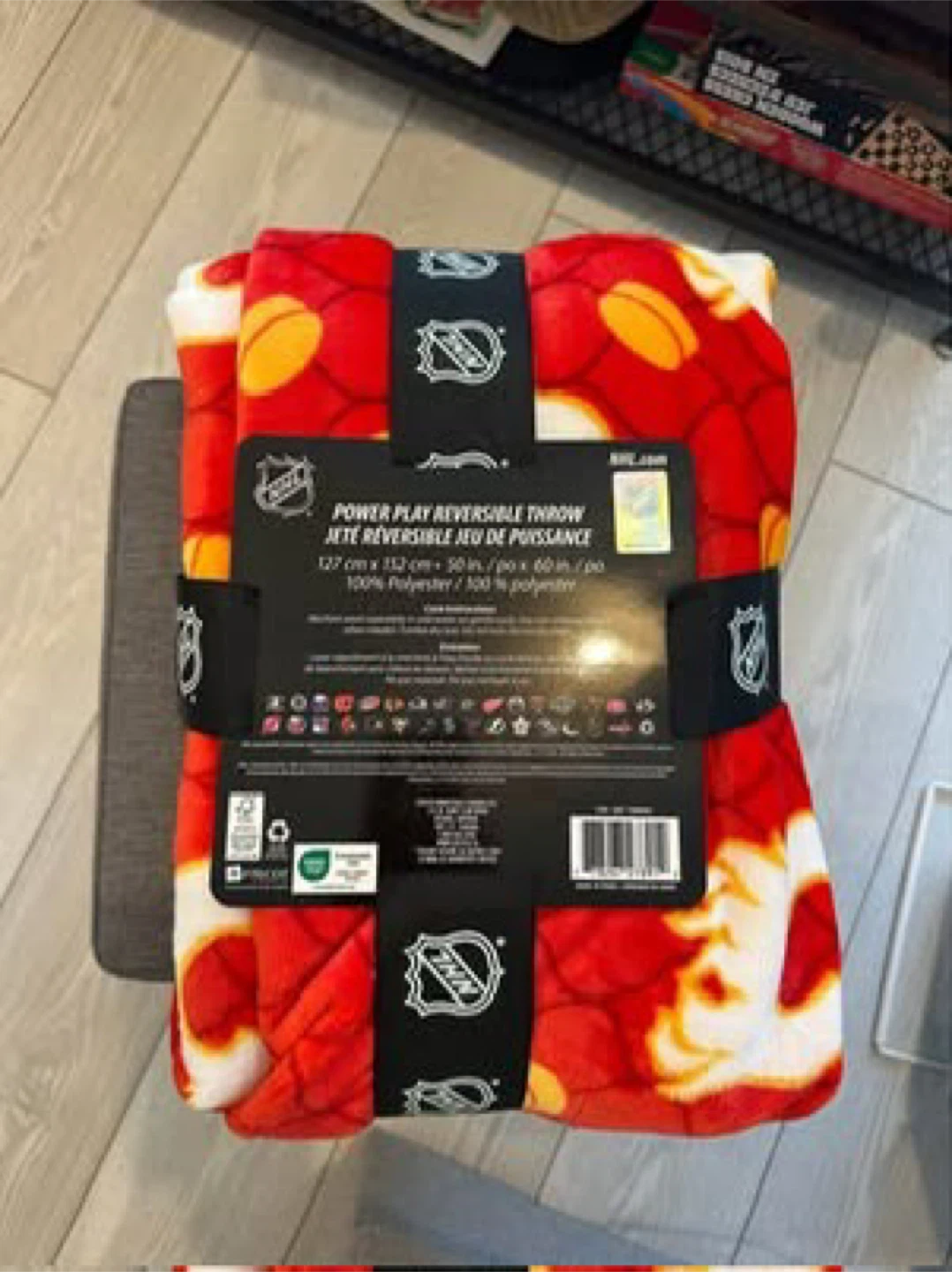 NHL Calgary Flames Reversible Throw Blanket - photo 2