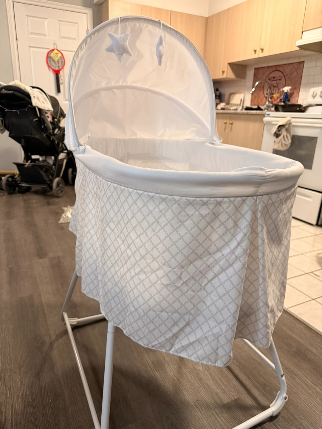 Delta Children Bassinet - photo 4
