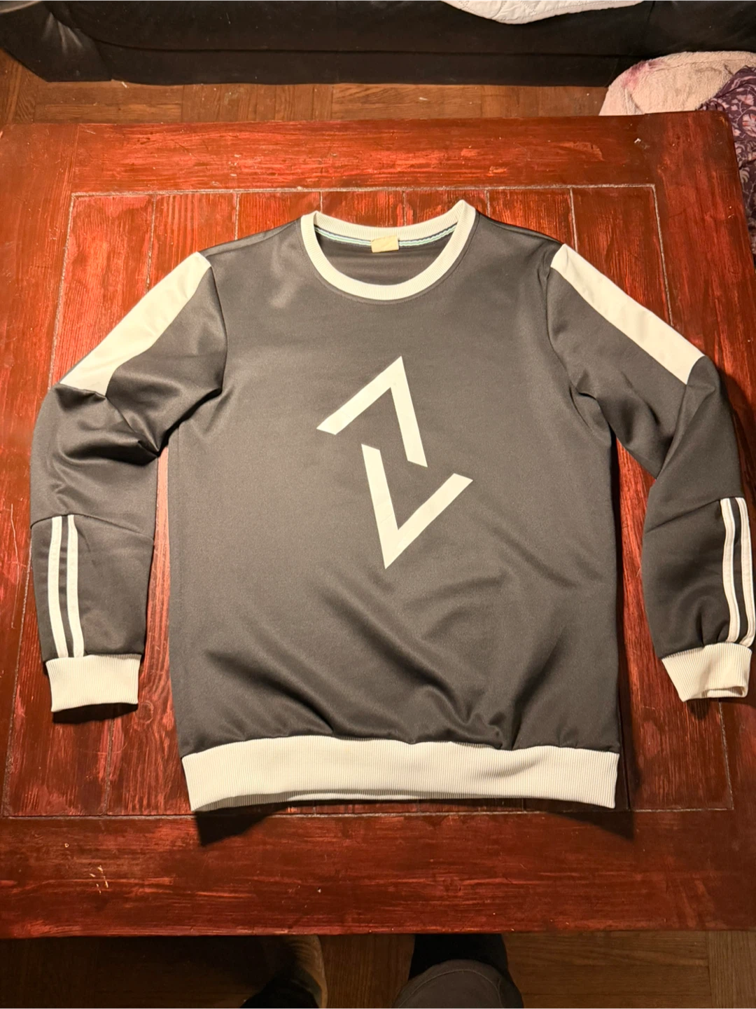ESO BOY Black & White Striped Sweatshirt Size L