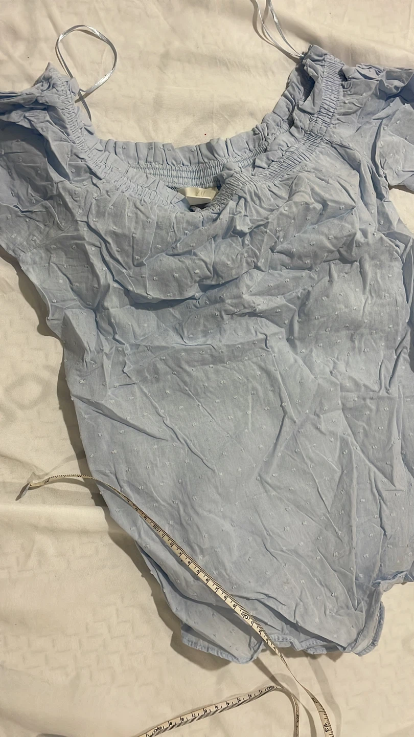 H&M Light Blue Off-the-Shoulder Top - photo 4
