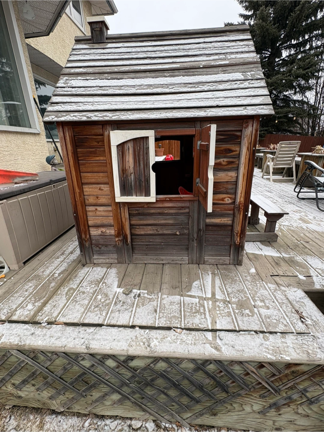 Wooden Playhouse with Accessories - photo 4