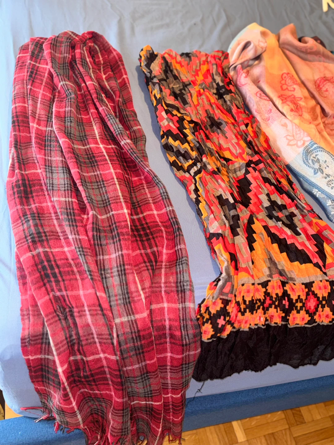 Women's Scarves
