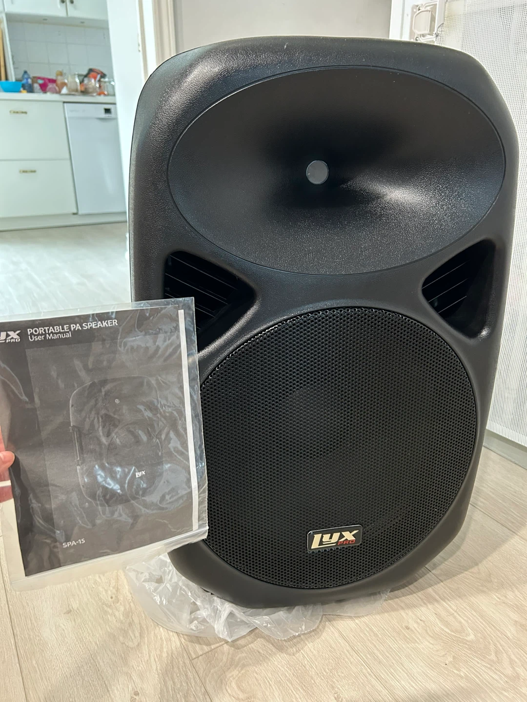 Lux Pro SPA-15 Portable PA Speaker with USB/SD MP3 Player