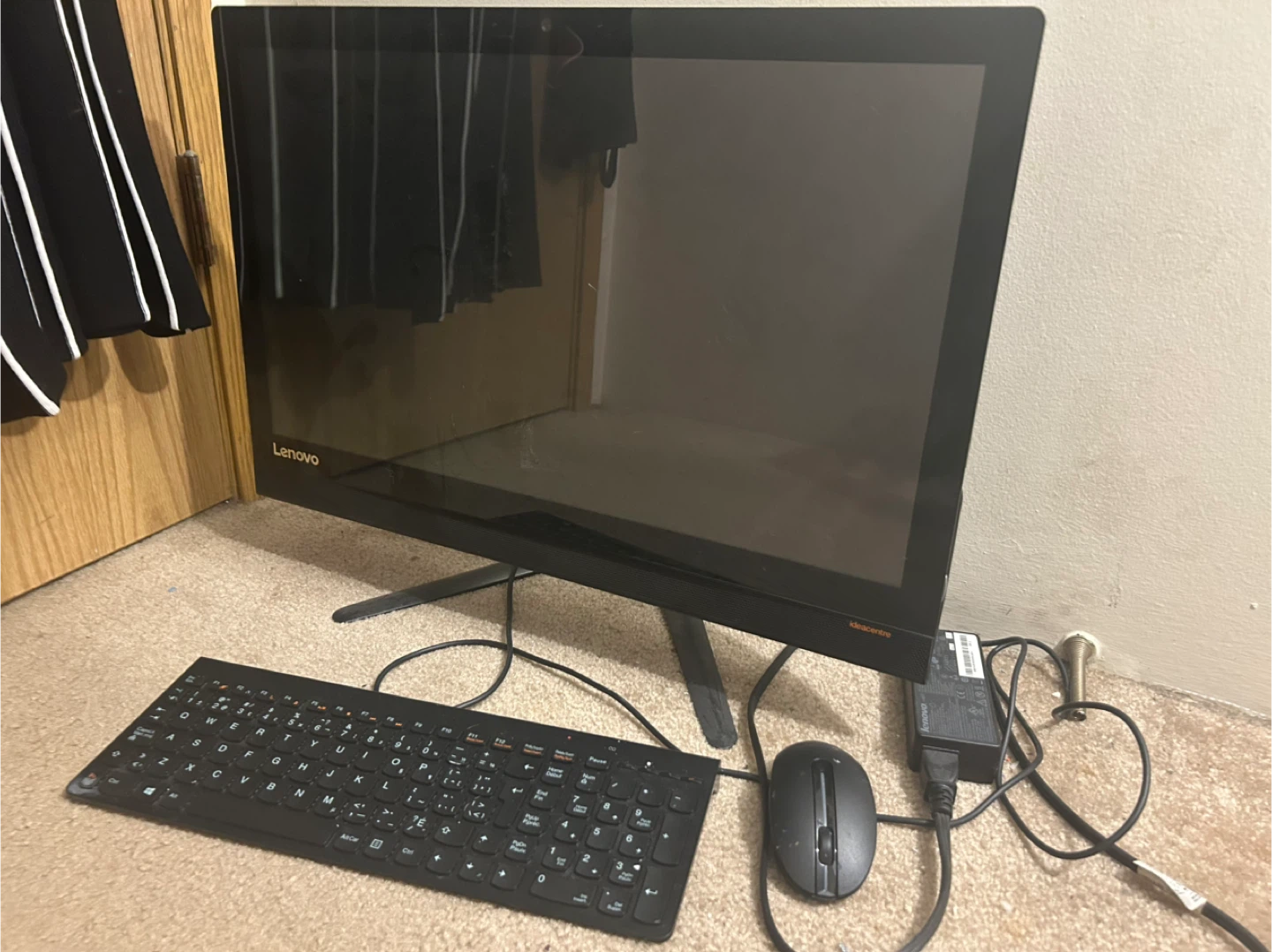 Lenovo IdeaCentre All-in-One desktop Computer