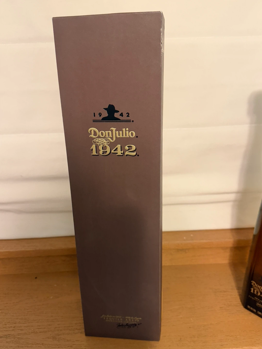 Don Julio 1942 Tequila Anejo 750ml with Gift Box - photo 3