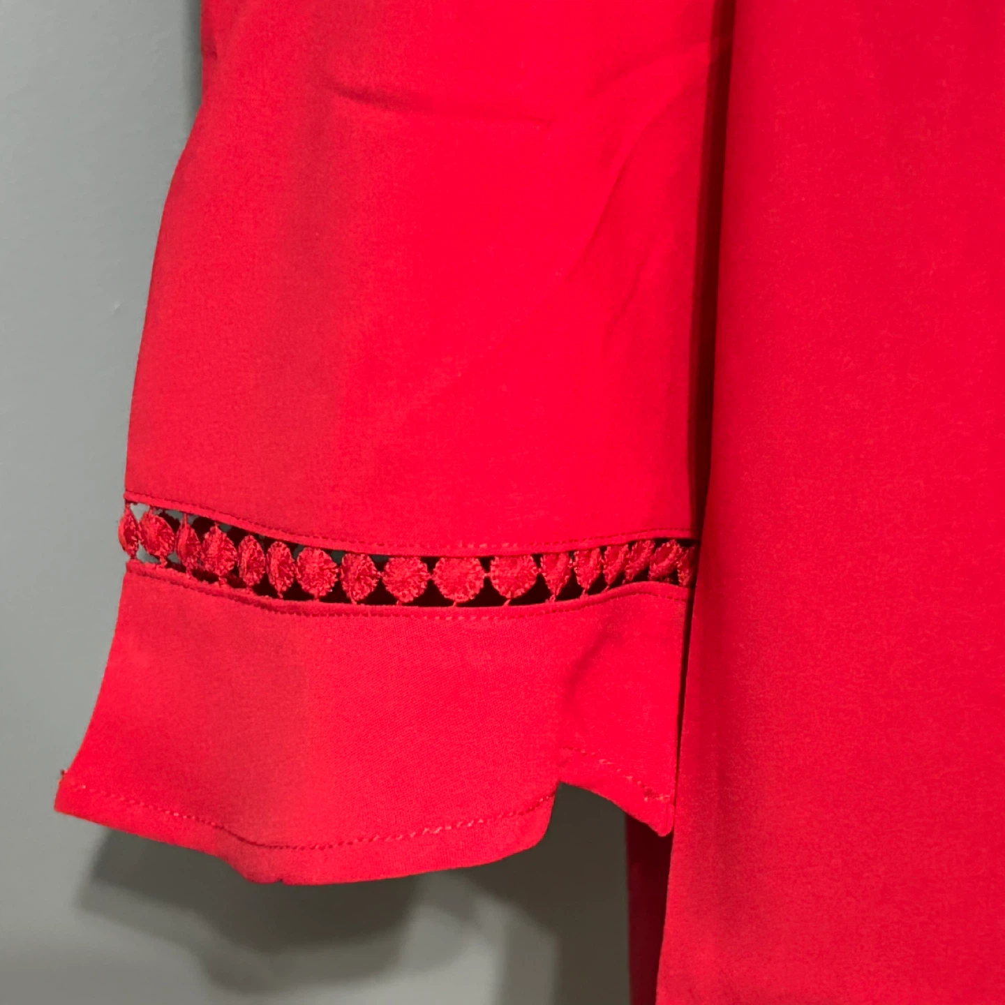 EVALESS Red V-Neck 3/4 Sleeve Top - photo 2