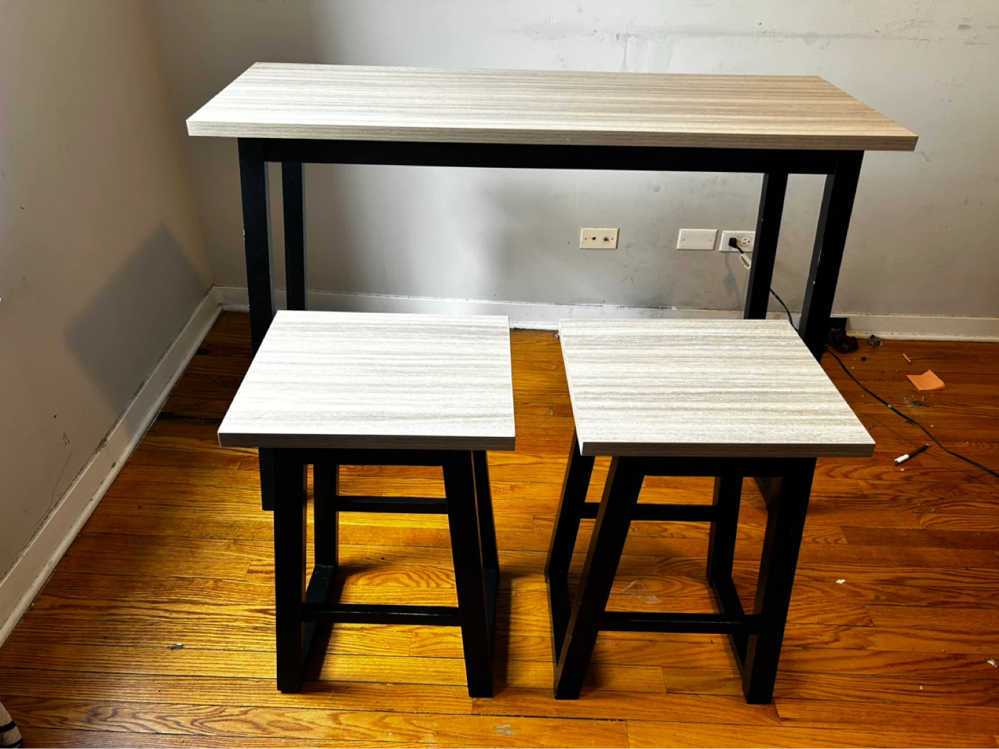 Ashley Furniture Waylowe 3-Piece Counter Dining Set