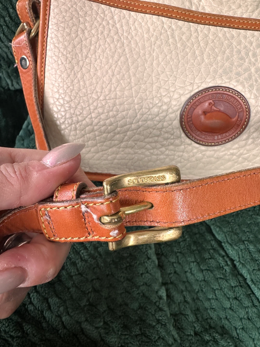 Vintage Dooney & Bourke crossbody bag - photo 3