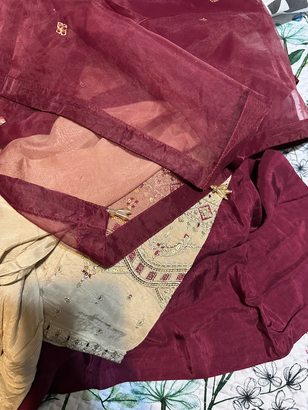 Maroon Embroidered Kurti with Pants and Dupatta - photo 5