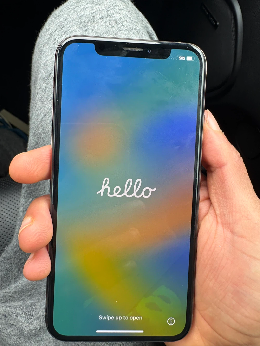 Apple iPhone X - photo 3
