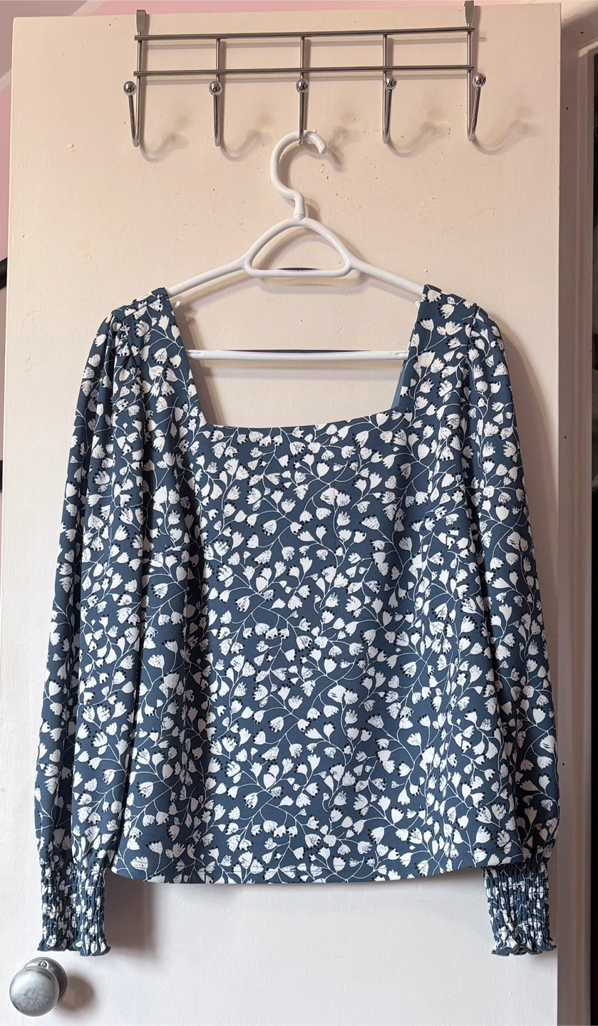 Melloday Blue Floral Top