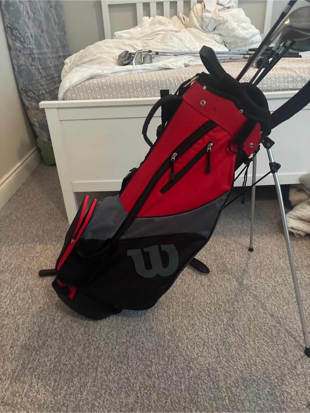 Wilson Golf Stand Bag with Golf Clubs