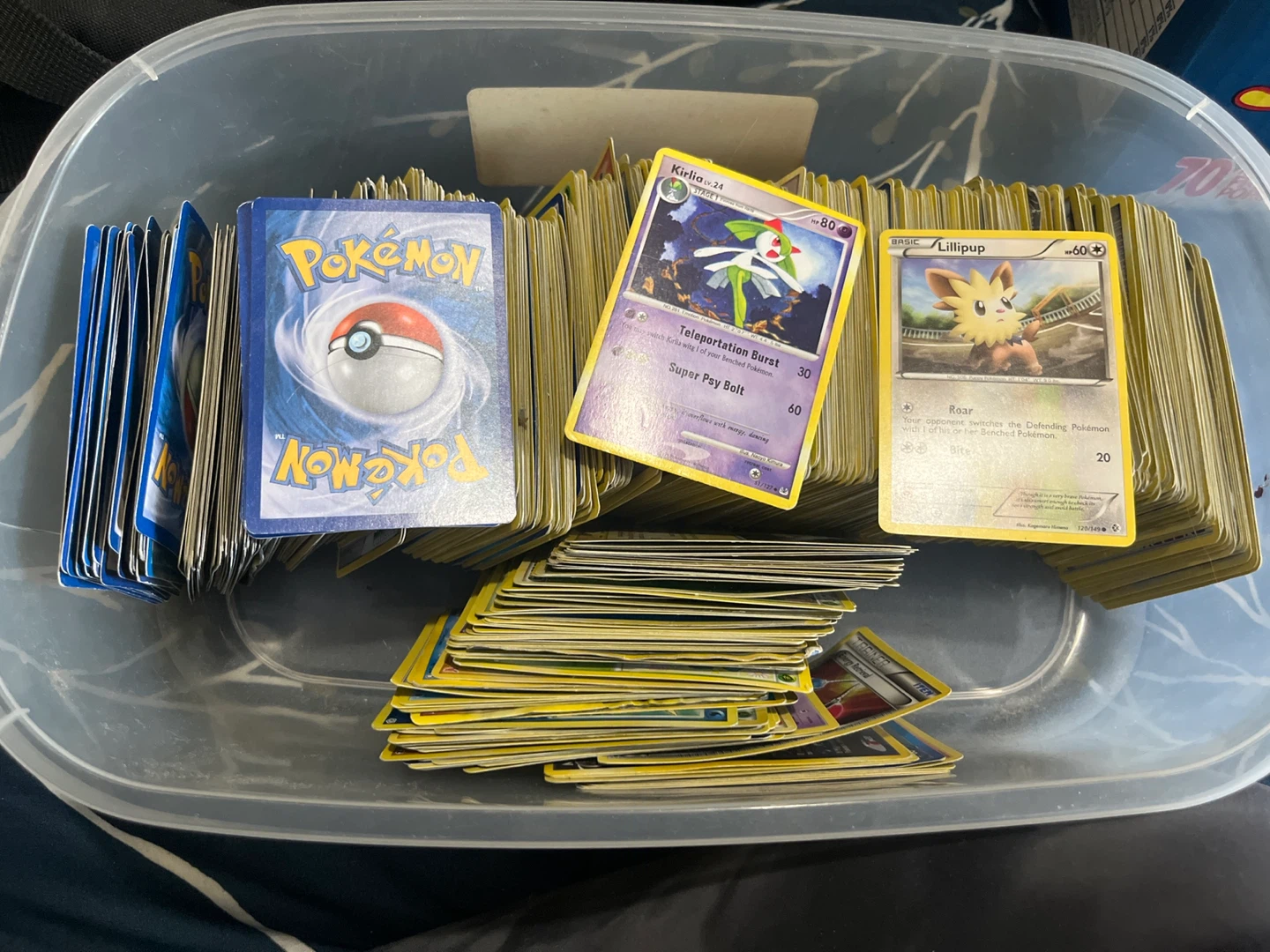 Pokemon Trading Cards Lot
