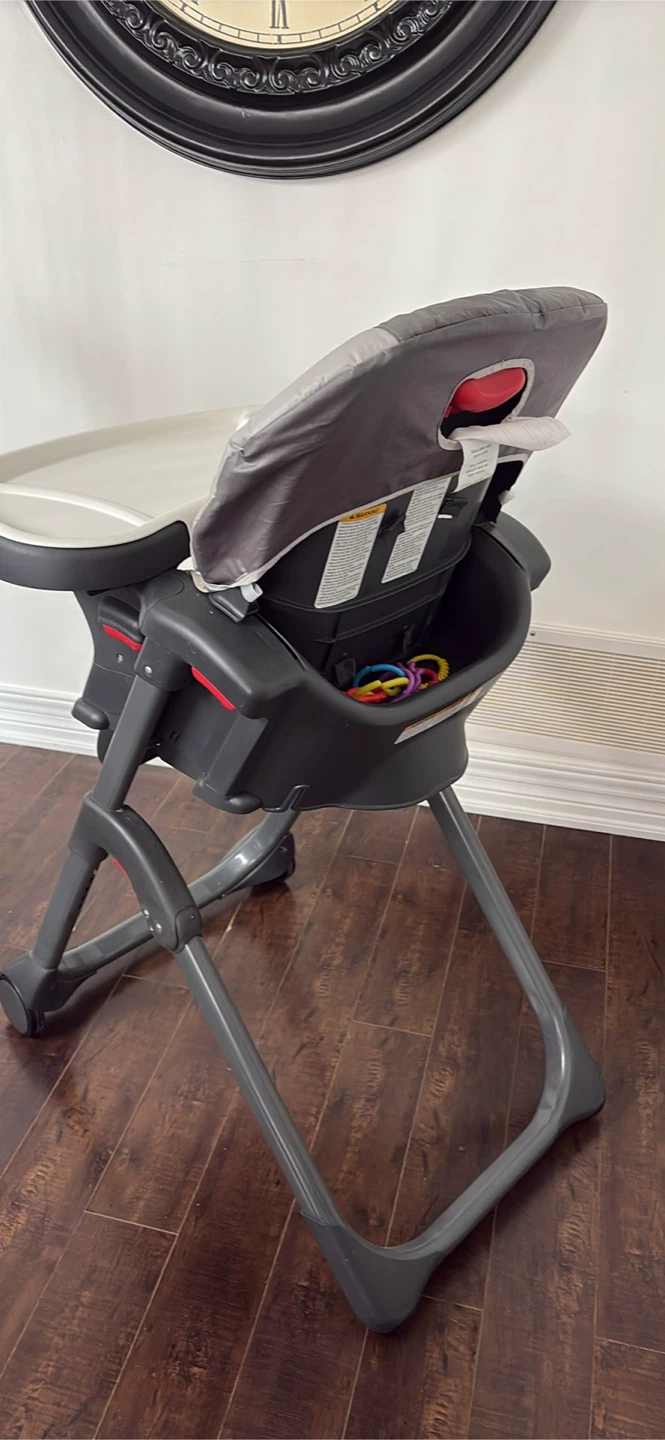 Graco High Chair - photo 2