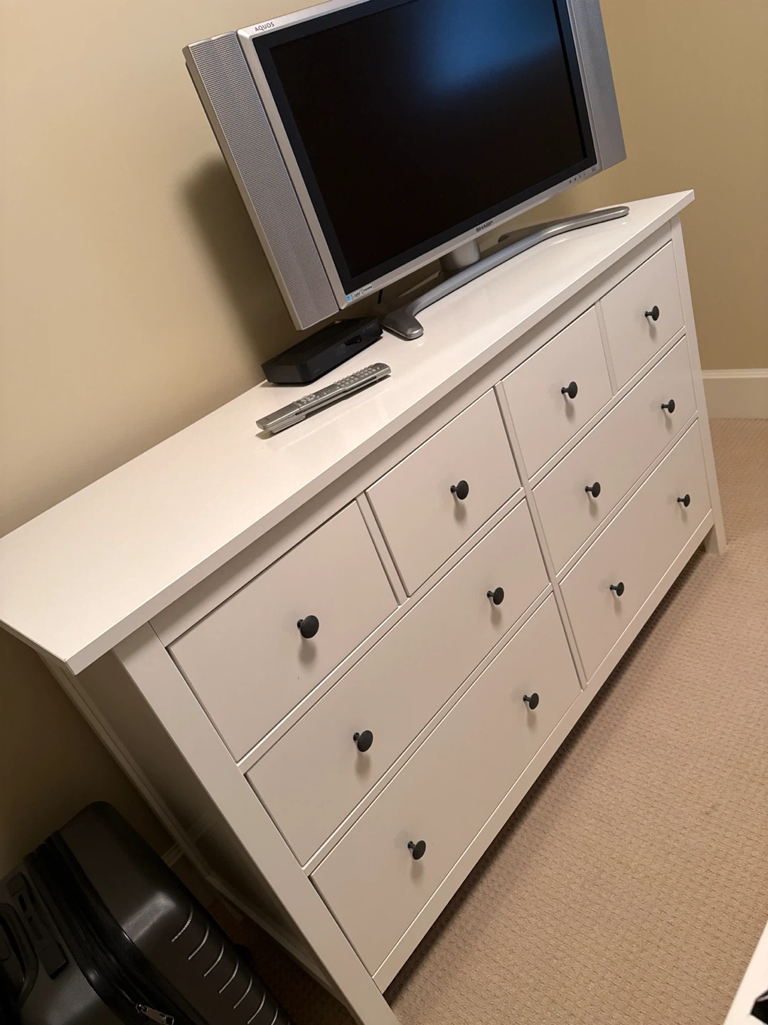 White IKEA MALM 7-Bedroom suite
