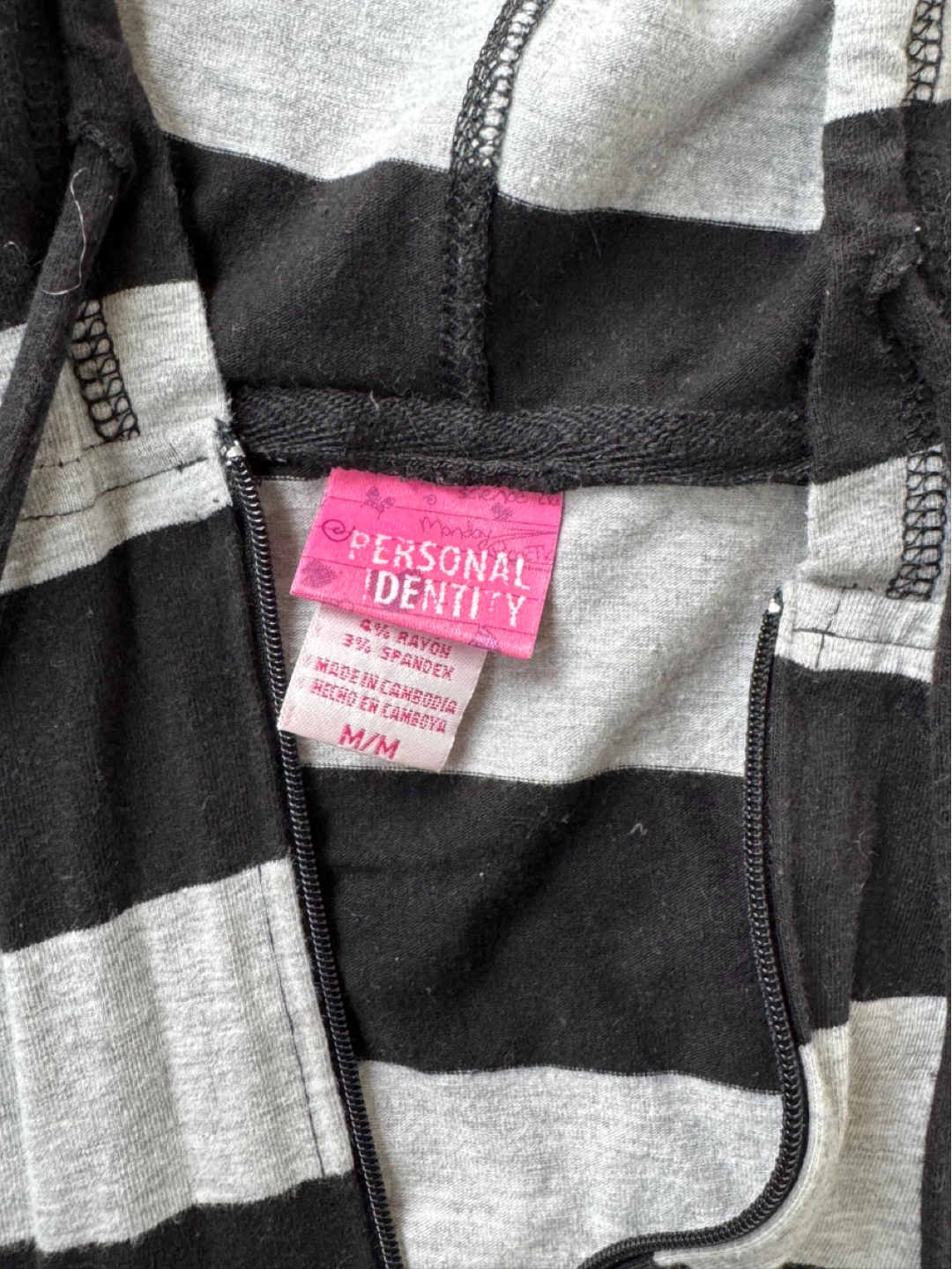 hooded tshirt - photo 2