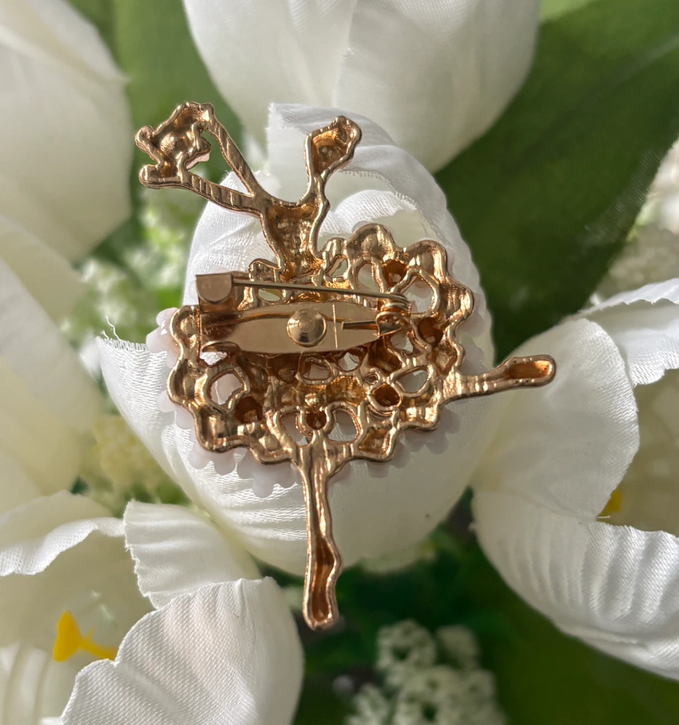 Beautiful Ballerina Brooch with Flowers and Rhinestones - photo 2