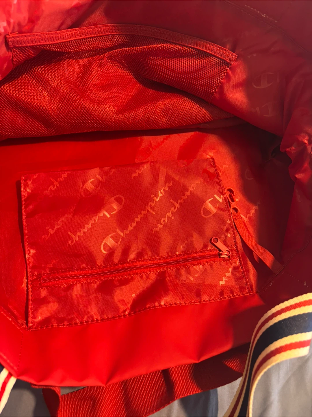 Champion Red Tote Bag - photo 5