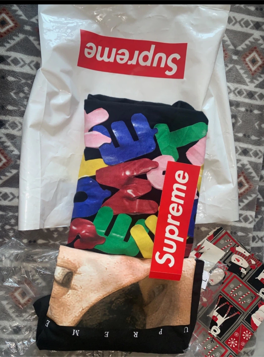 Supreme Black Graphic T-Shirts (2) - Size L - photo 5