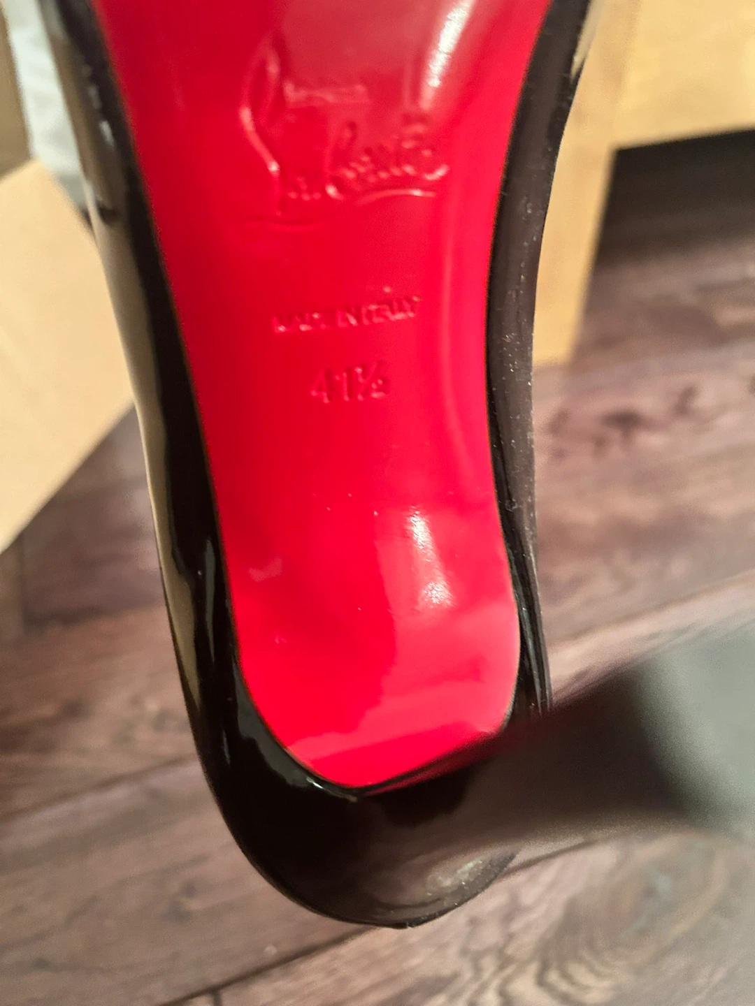 Christian Louboutin Black Patent Leather Heels Size 41.5 - photo 5