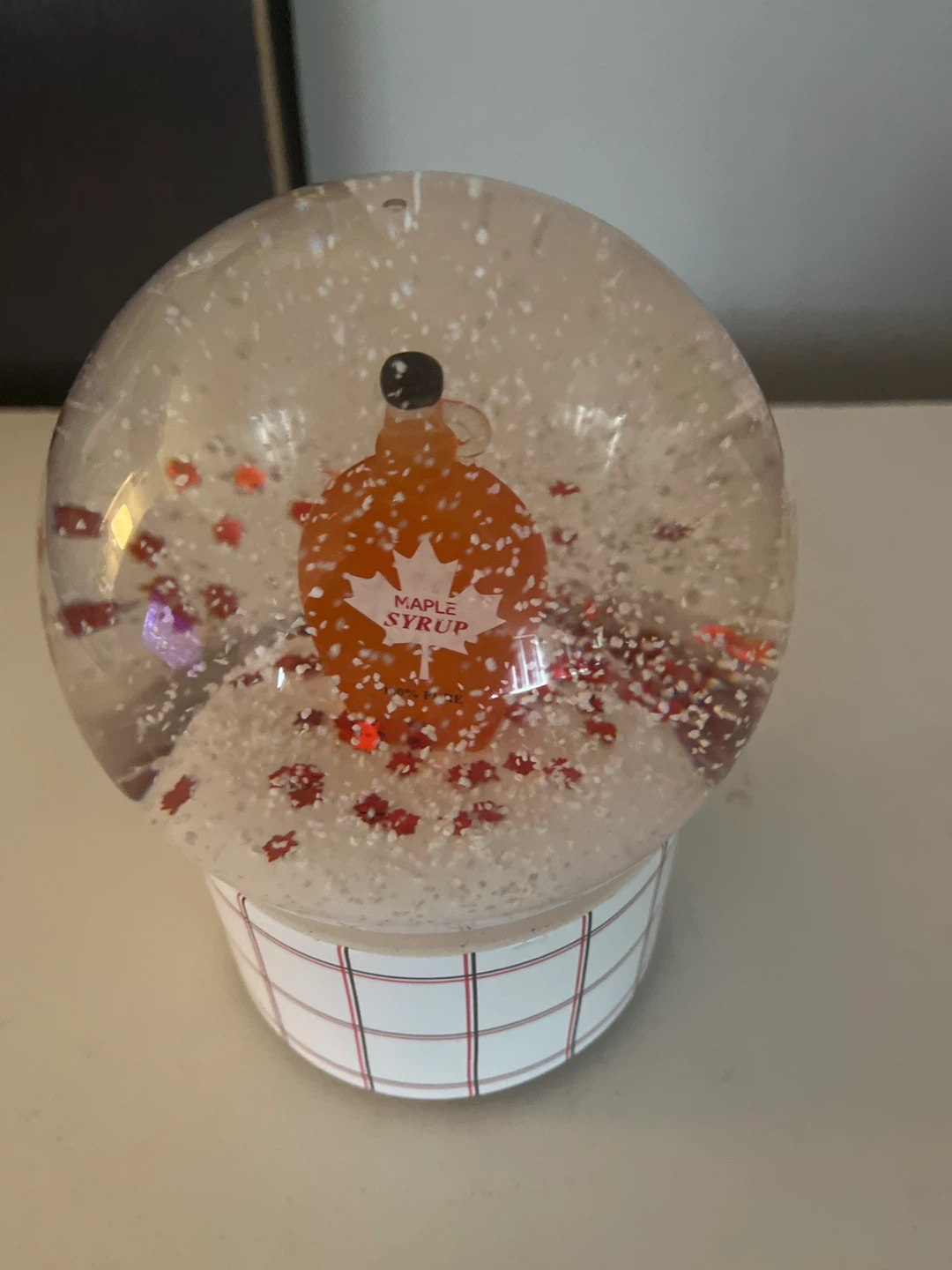 Indigo musical Maple Syrup Snow Globe
