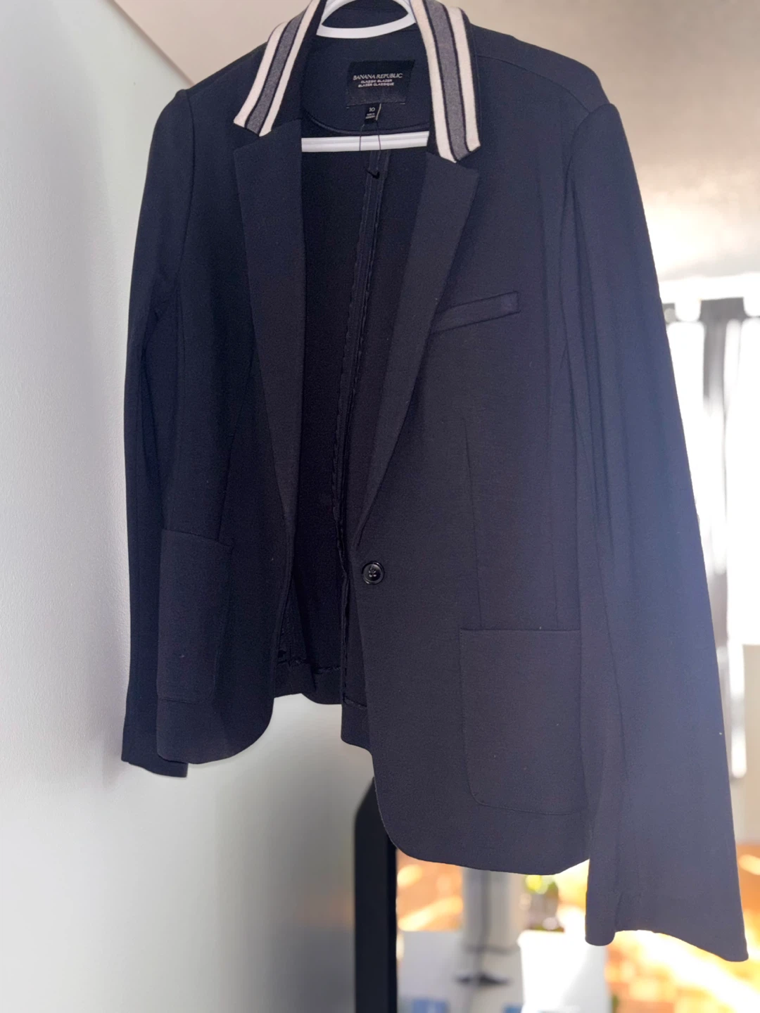 Banana Republic Black Classic Blazer - Size 10 - photo 2