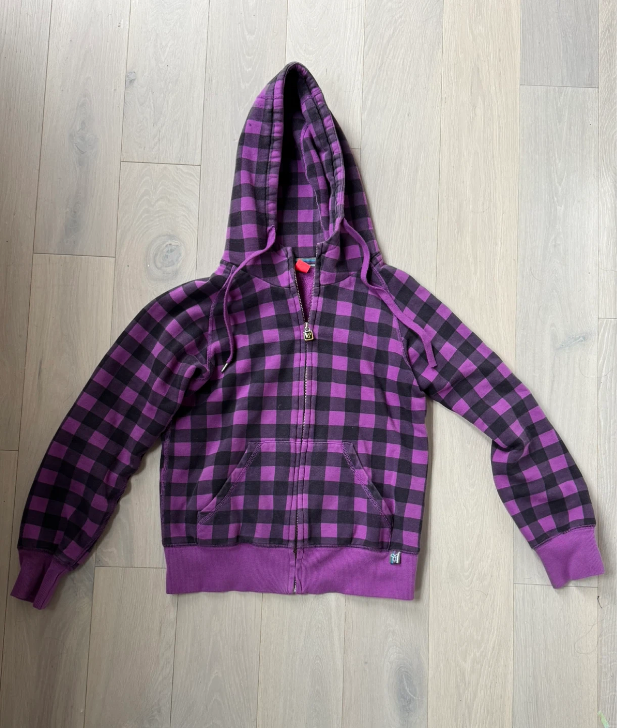 plaid vintage TNA hoodie