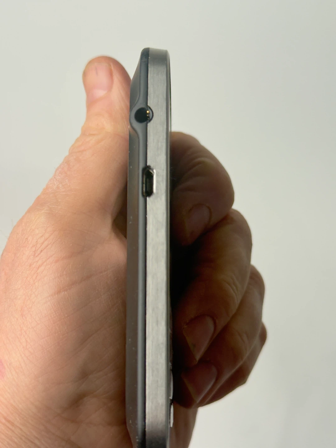 BlackBerry Bold 9900 Touch Smartphone - photo 4