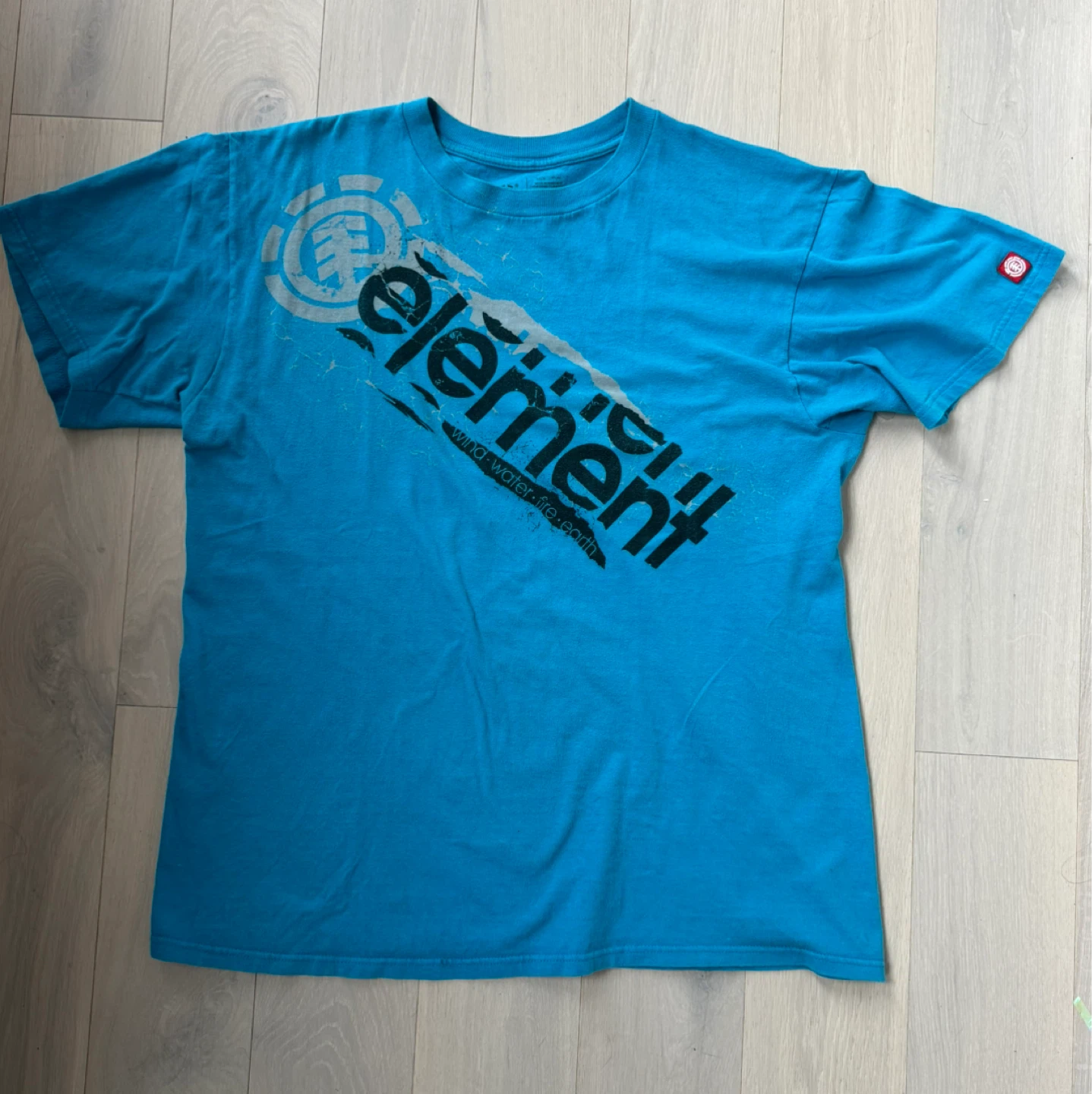 blue element shirt