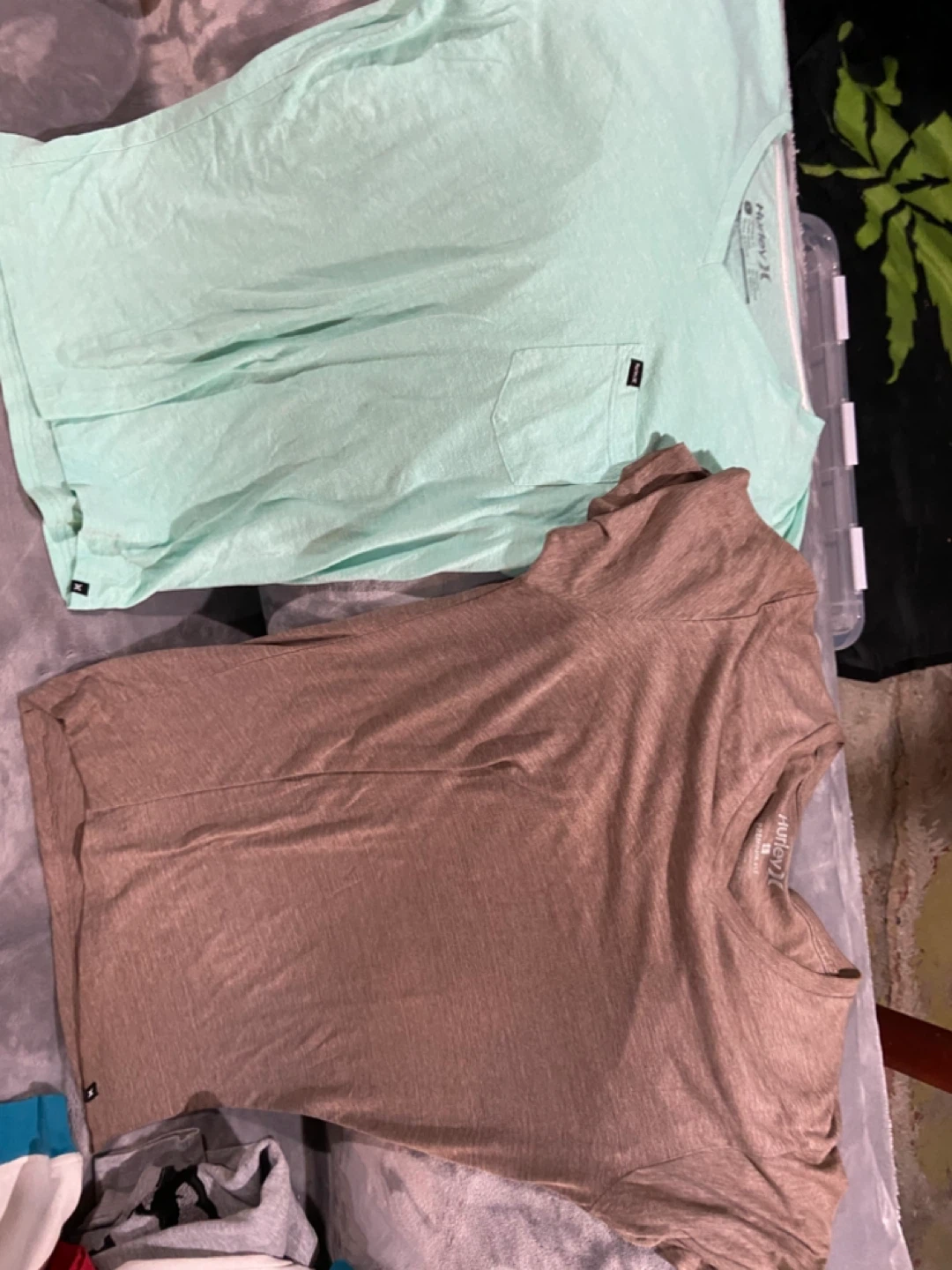 Hurley Premium Fit T-Shirts (2) - Mint & Brown