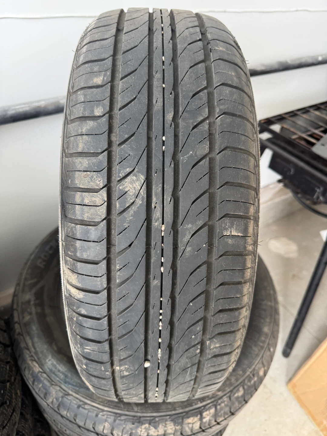 215/60r16 rockblade rock 515 all season tires set of four - photo 3