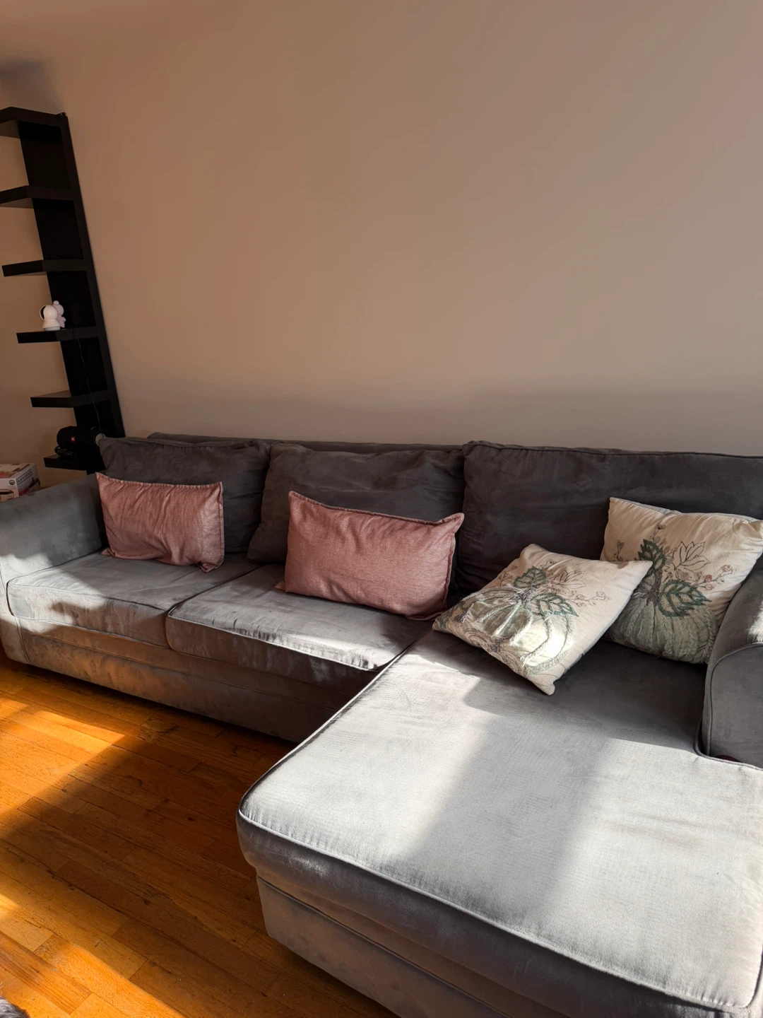 L-Shape Sofa Bed with Queen Mattress - photo 2