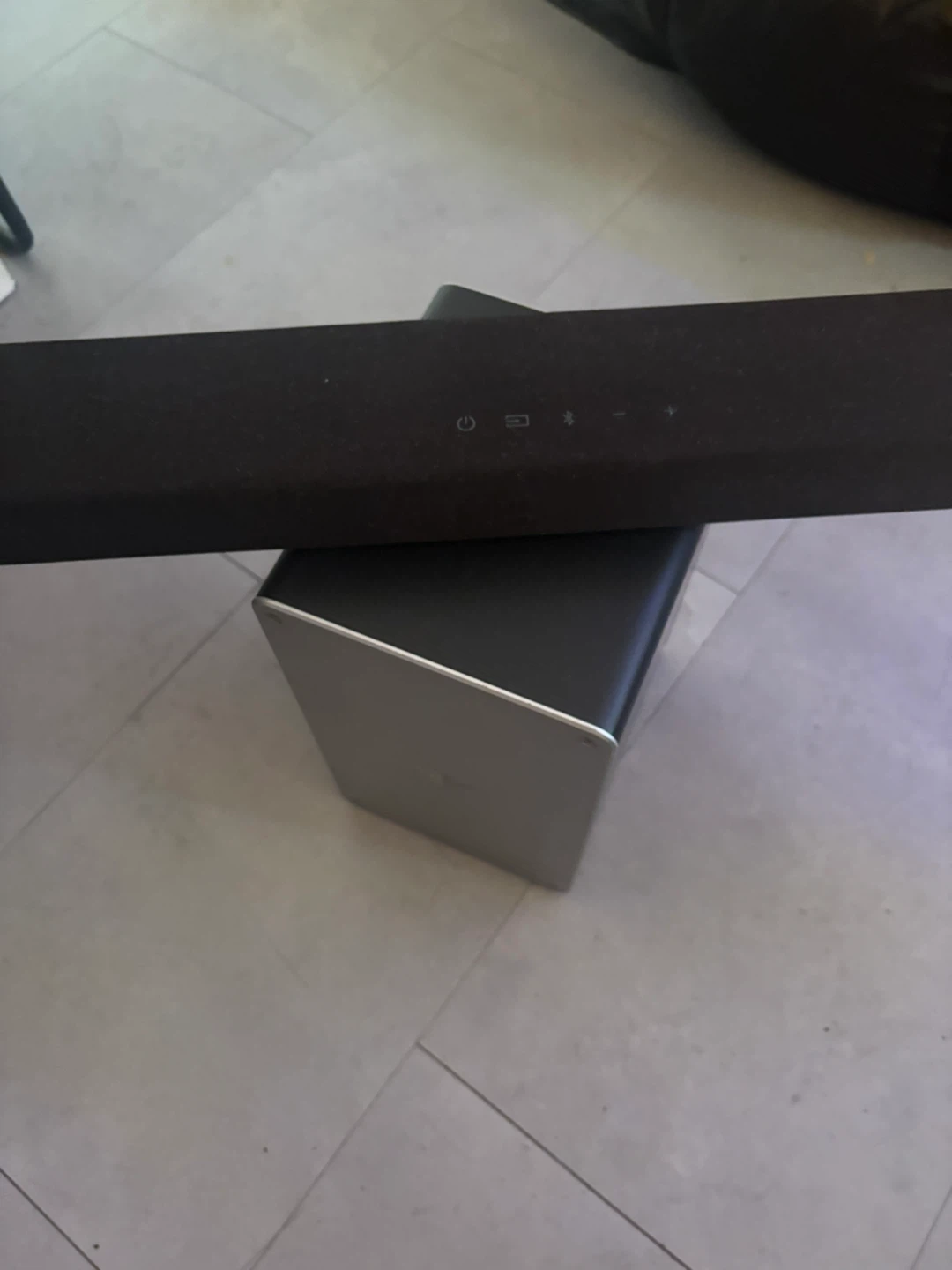 Bose Solo 5 TV Soundbar with Subwoofer - photo 3