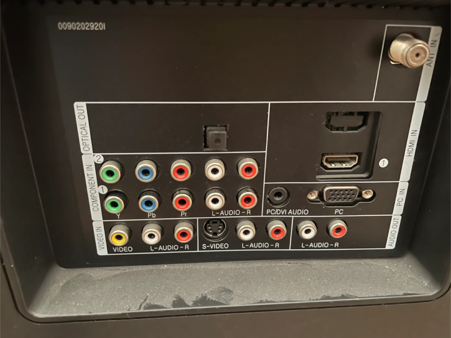 Haier TV with Remote - photo 4