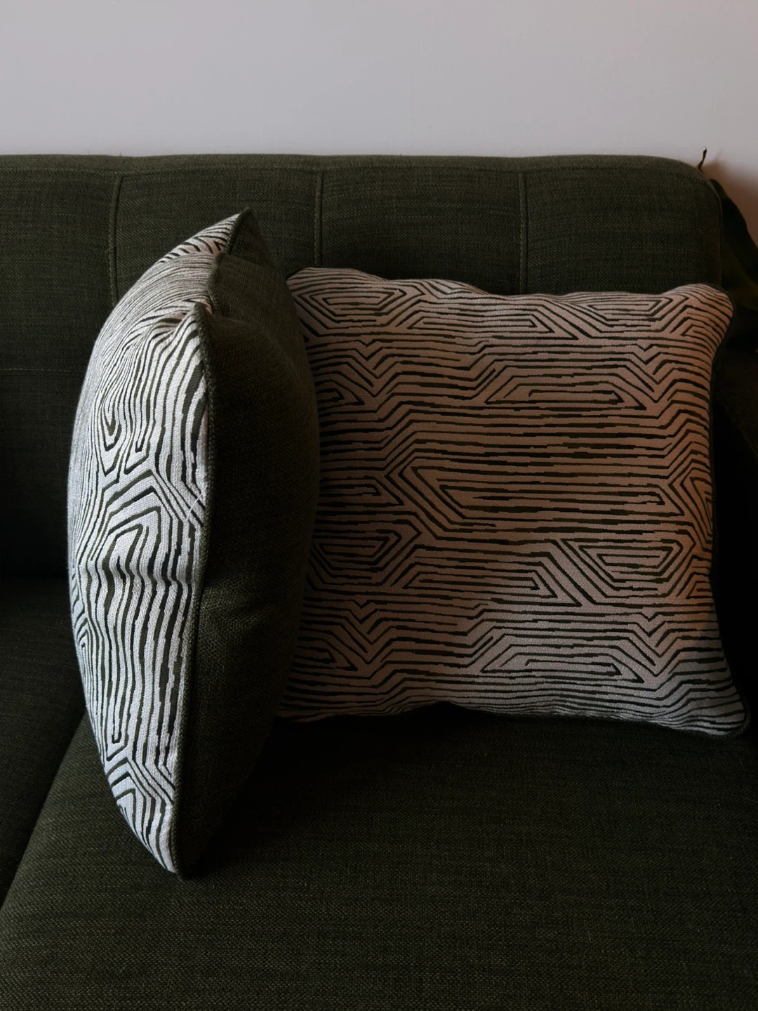 New Green Throw Pillows (Set of 4) - photo 2