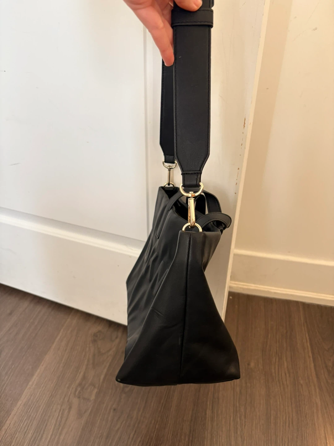 DKNY Black Leather Tote Bag - photo 2