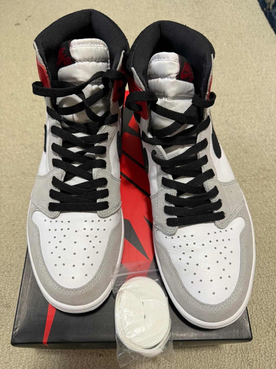 Air jordan shoes 1 and 3 - photo 4