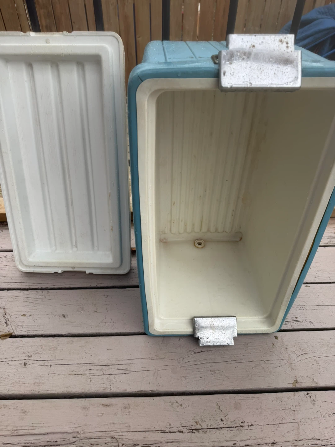 Coleman Blue Cooler - photo 4