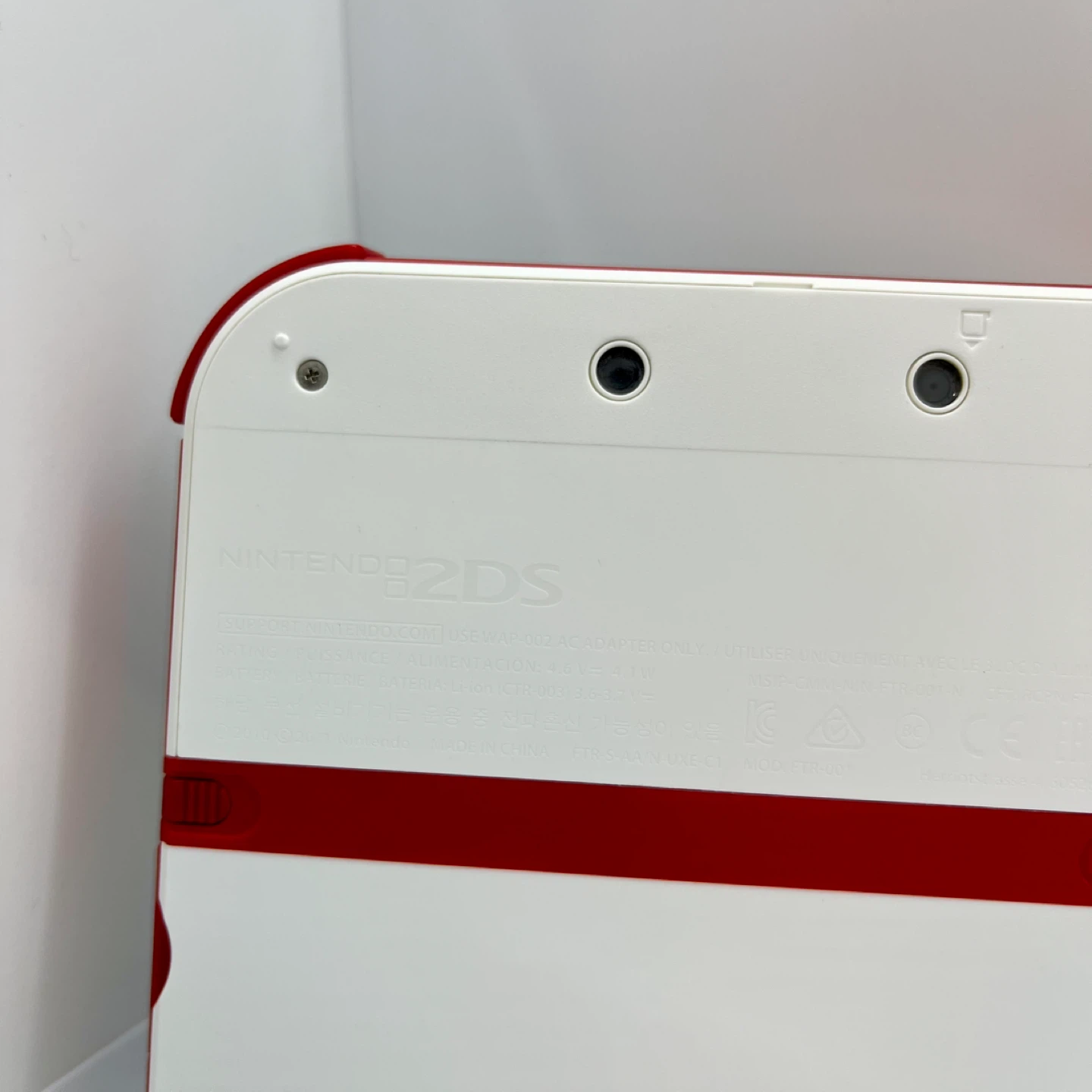 Tested + Working Nintendo 2DS Red/White Model - photo 5
