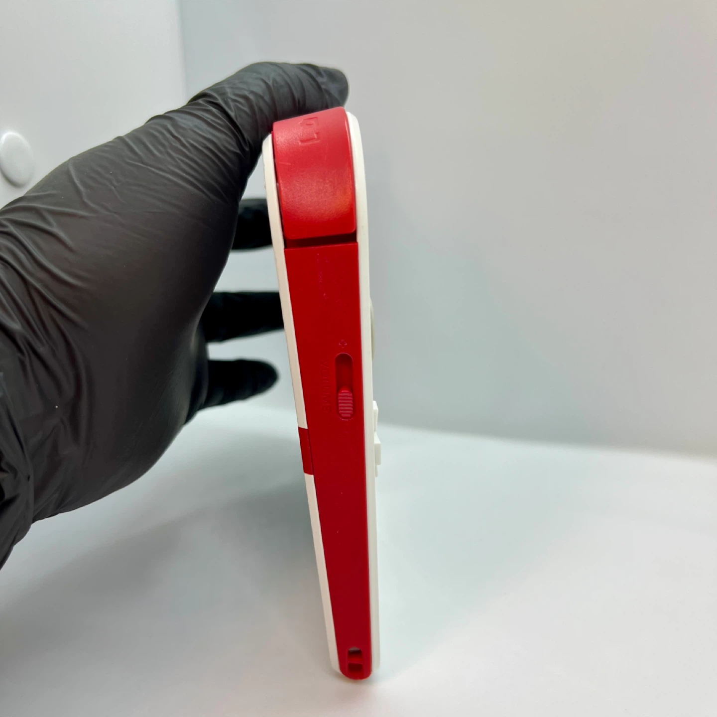 Tested + Working Nintendo 2DS Red/White Model - photo 3