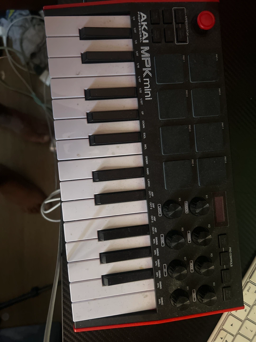 AKAI MPKmini Professional MIDI Keyboard Controller