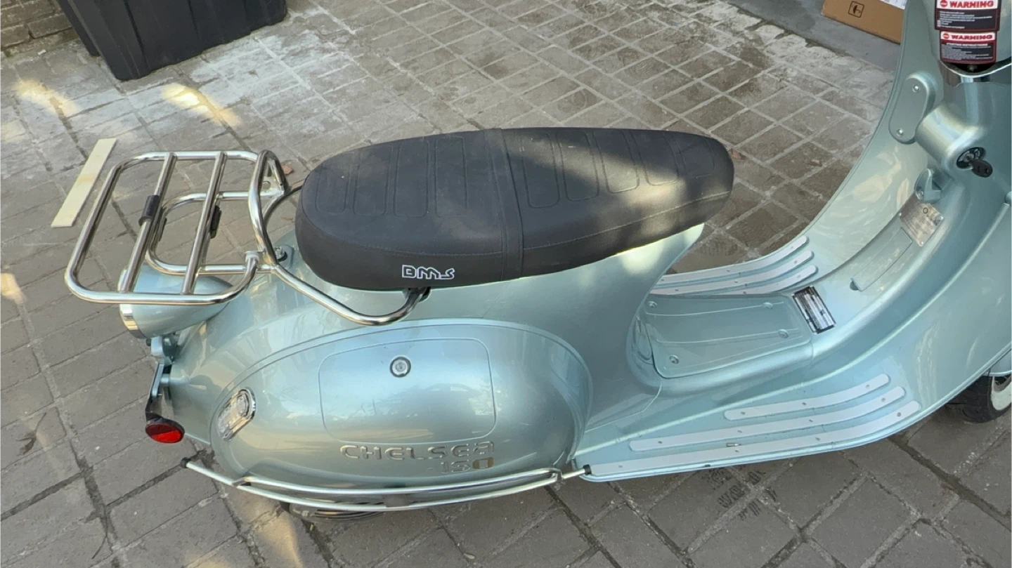 BMS Motorsports Chelsea 150cc Scooter